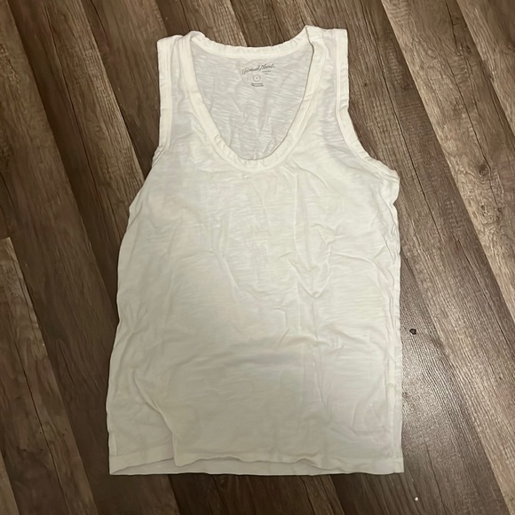 White Target Tank Top - Picture 1 of 2
